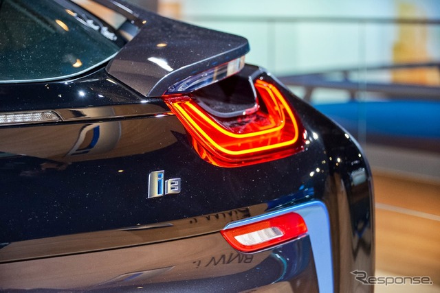 BMW i8(フランクフルトモーターショー13)