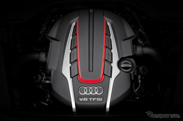 アウディ S8 改良新型