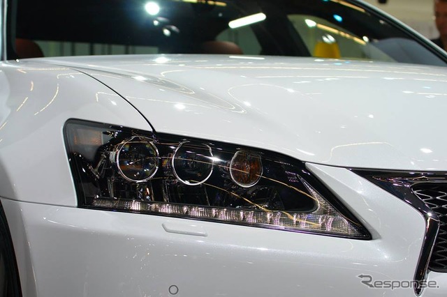 新型レクサスGS のGS300h(フランクフルトモーターショー13)