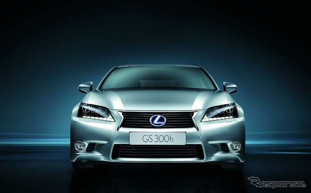 新型レクサスGS のGS300h
