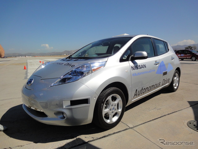 日産　自動運転車　（米国カリフォルニア州）