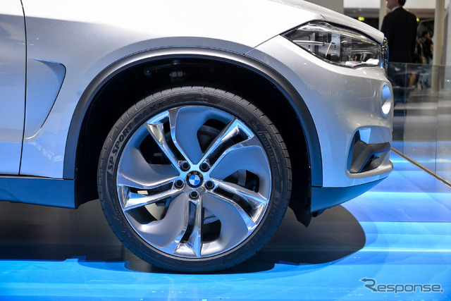 BMW コンセプトX5 eドライブ(フランクフルト13)