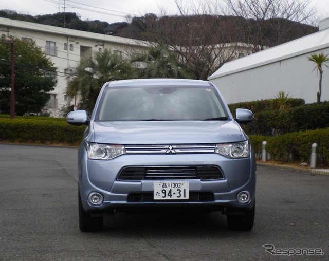 アウトランダーPHEV