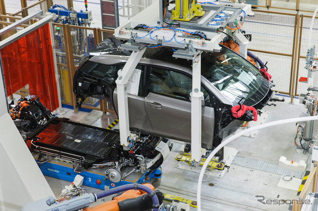 ドイツ・ライプツィヒ工場で生産が開始されたBMW i3