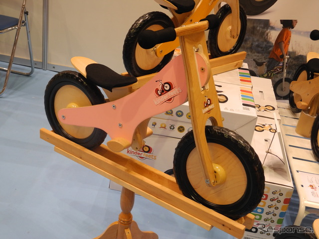 スリーベリーが販売するバランスバイク（イクフェス13）