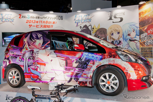 【東京ゲームショウ13】アニメ『インフィニット・ストラトス2』の痛車がブシロードに展示