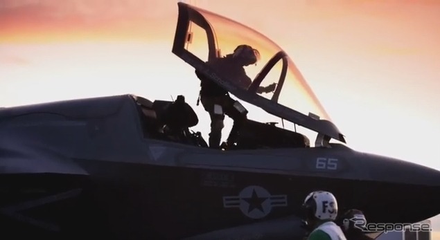 F-35B艦船上トライアル(動画キャプチャ)