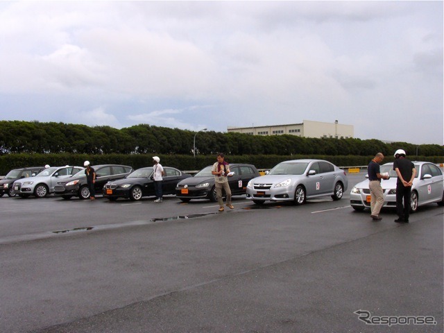 ずらりと並んだ今回の試乗車たち