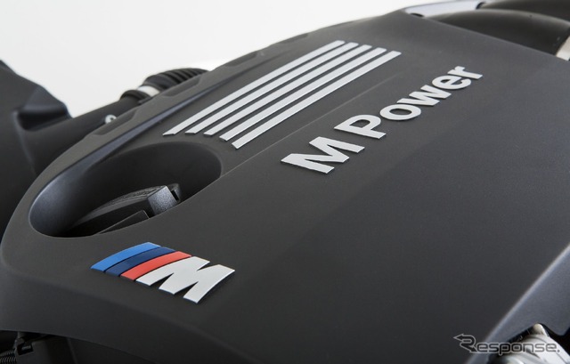 新型BMW M3セダン用の直列6気筒ツインターボエンジン