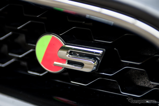 ジャガー F-TYPE V8 S