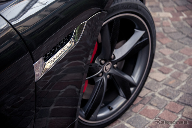 ジャガー F-TYPE V8 S