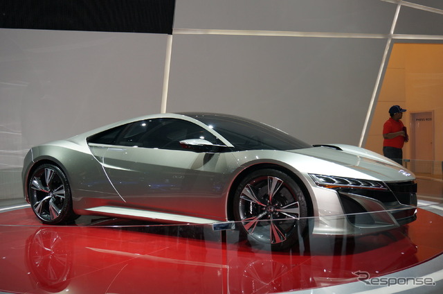 ホンダ NSXコンセプト(ジャカルタモーターショー13)