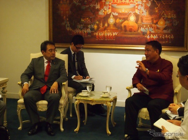 キティラット副首相との会談