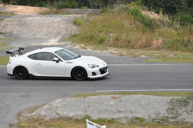 スバル・ドライビング・ディ(2013年9月28日、広島 TSタカタサーキット)