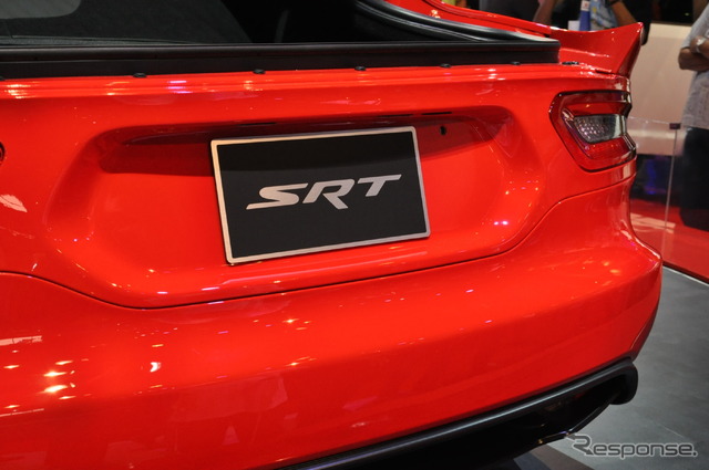 SRT バイパー(ジャカルタモーターショー13)