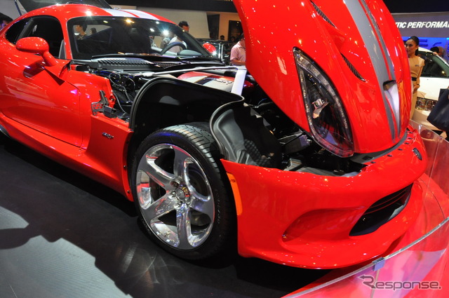 SRT バイパー(ジャカルタモーターショー13)