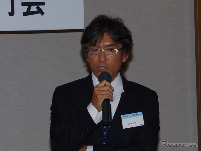 菅原さんのトレーニングを担当している上久保和宏さん