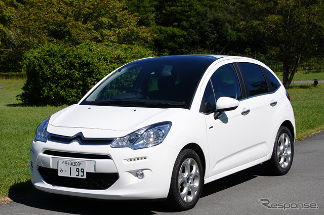 【シトロエン C3エクスクルーシブ 試乗】車内を天国に変えるゼニスフロントウインドウ…諸星陽一