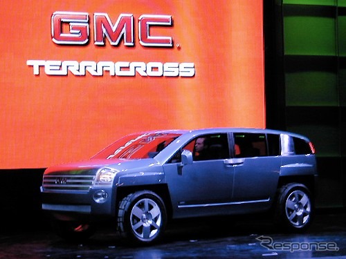 【デトロイト・ショー2001速報】GMC『テラクロス』が予感させるSUVの変身
