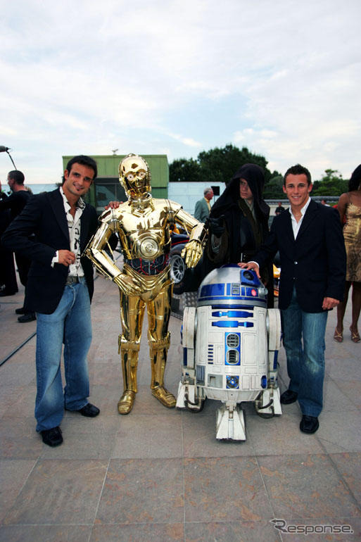 スターウォーズ 写真蔵…“フォース”をレッドブルに