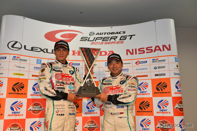 第6戦富士、GT300クラス優勝の谷口信輝&片岡龍也。写真:GTA
