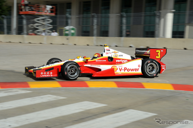 ポイント首位のエリオ・カストロネベスは苦戦。写真:IndyCar