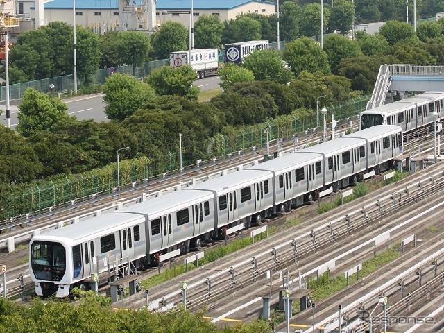 10月8日から営業時間中の試運転が始まるゆりかもめの7300系。11月2日には見学イベントも開催される。