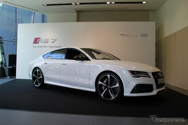 アウディ 新型RSモデル追加発表会