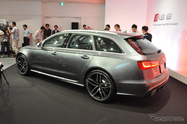 アウディ RSモデル追加発表会のようす