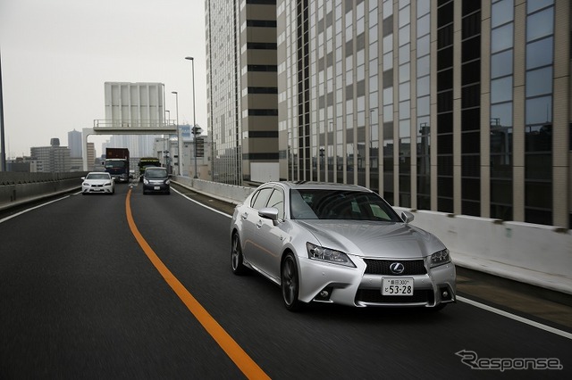 高速道路における高度運転支援システム