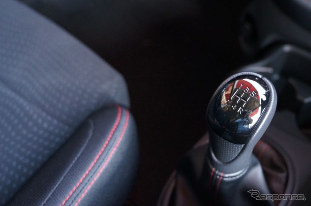 マーチNISMO (撮影車両は開発中の「NISMO S」)