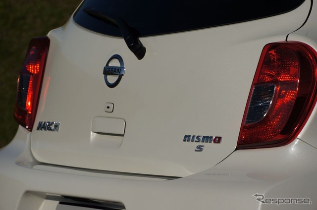 マーチNISMO (撮影車両は開発中の「NISMO S」)