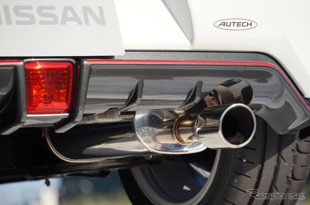 マーチNISMO (撮影車両は開発中の「NISMO S」)