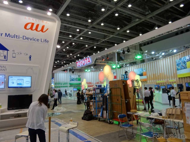 準備中の展示会場2