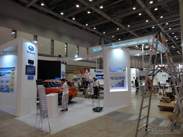 準備中の展示会場3