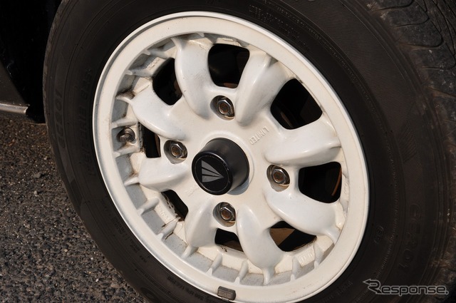 スバル レオーネ 1600 マイアII 4WD(AA3)
