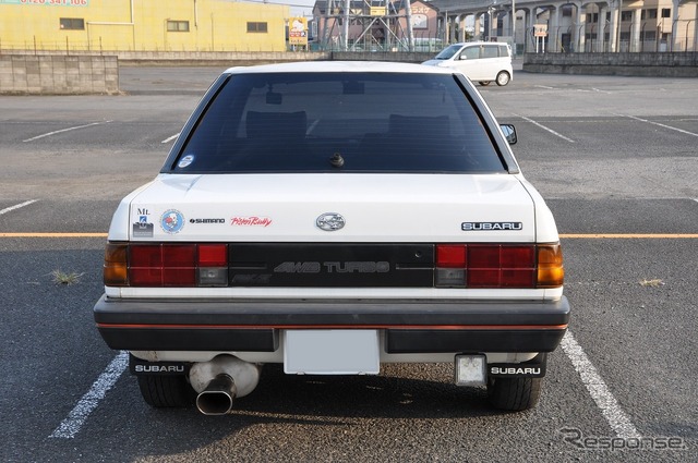 スバル レオーネ 1800 セダンRX/II(AA5)