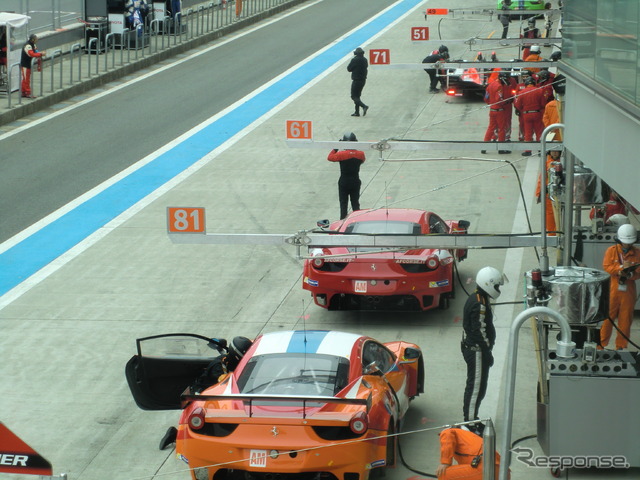 予選日の朝、フェラーリ勢のなかで可夢偉組の#71だけはピットレーンに姿を現すことがなかった。