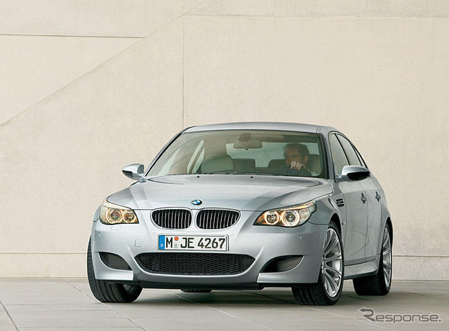 BMW、エンジンオブザイヤーで賞を独占