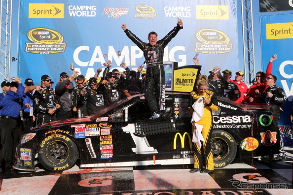 【NASCARスプリントカップ・チェイス 第6戦】マクマーレイ、タラデガの接戦を制して今季初勝利
