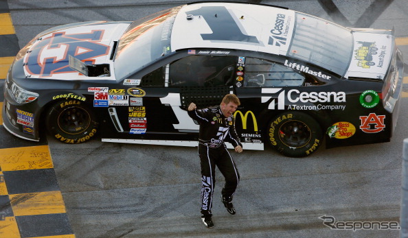【NASCARスプリントカップ・チェイス 第6戦】マクマーレイ、タラデガの接戦を制して今季初勝利