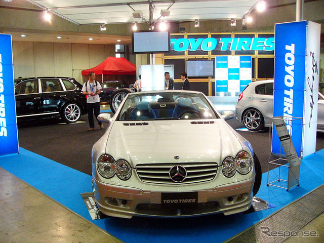 【東京スペシャルインポートカーショー05】輸入車1000台、総額100億円