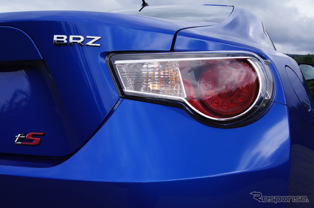 スバル BRZ tS