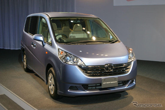 【ホンダ ステップワゴン 新型発表】10日間で受注1万台、インターナビ60％