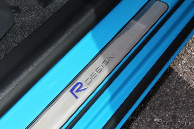 ボルボ・V60 T6 AWD R-DESIGN