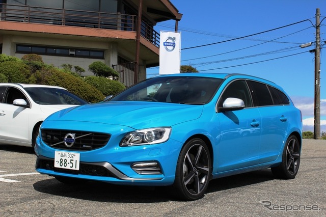 ボルボ・V60 T6 AWD R-DESIGN