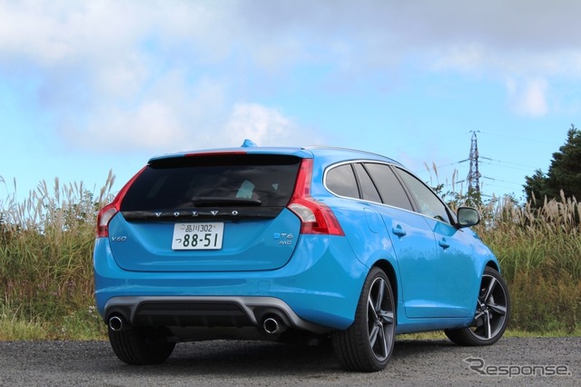 ボルボ・V60 T6 AWD R-DESIGN