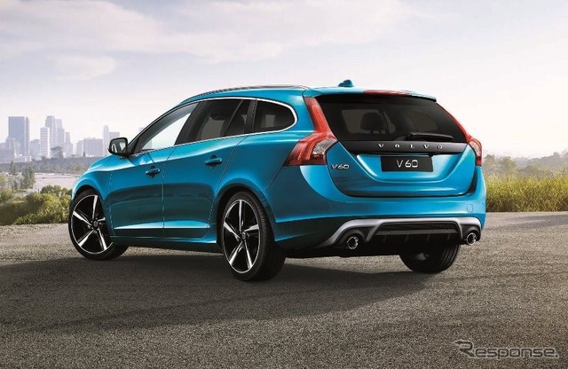 ボルボ・V60 T4 R-DESIGN