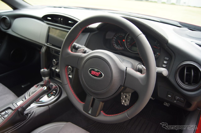 スバル BRZ tS