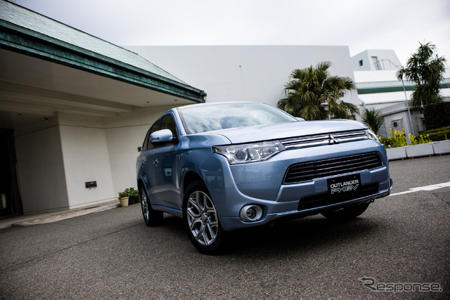 三菱・アウトランダー PHEV（参考画像）